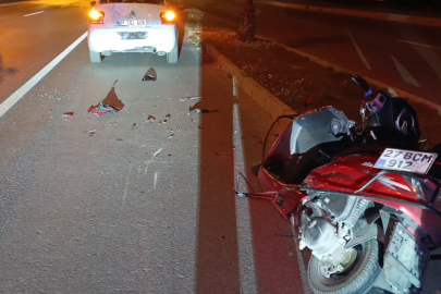 Motosiklet Otomobile Çarptı: 1 Yaralı