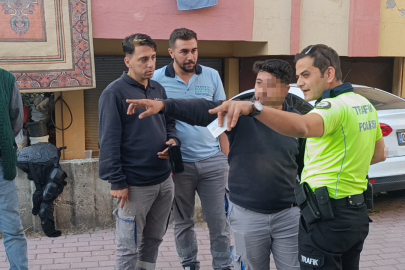 Sürücüler de kazada birbirlerini suçlayıp tartıştı