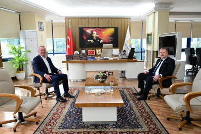 Karacabey Belediye Başkanı Karabatı, İlçe Emniyet Müdürünü Ağırladı