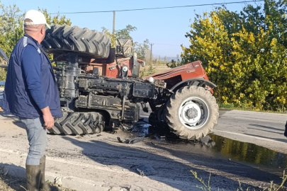 Traktör ve otomobilin çarpışması sonucu 2 sürücüde yaralandı