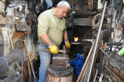 28 Yıldır Demircilik Yapıyor...