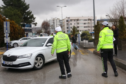 Aranan 36 Şahıs, Polis Ekiplerinden Kaçamadı