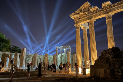 Antalya ekim ayında zirve yaptı: 10 ayda 16 milyon turist sayısını aştı