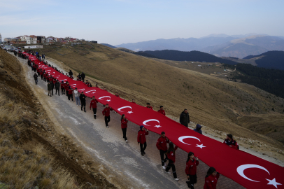 Kabaktepe şehitlerine vefa yürüyüşü düzenlendi