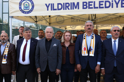 Bursa’da Geleneksel Futbol Turnuvası’nda Dostluk Kazandı