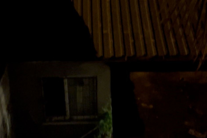 Bursa'da Acı Olay: 8 Metre Yükseklikten Evin Bahçesine Düştü