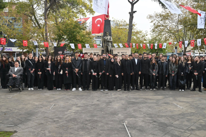 Gemlik’te 10 Kasım Anması: Atatürk Saygıyla Anıldı