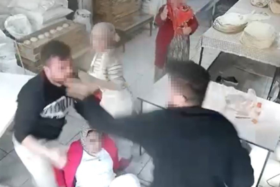 Esenyurt'ta husumetli iki adam yumruk yumruğa birbirine girdi: O anlar kameraya yansıdı