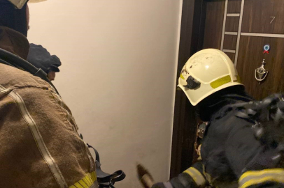 4 kere yangın çıkan Feyizoğlu Apartmanı'nda bir kez daha yangın çıktı