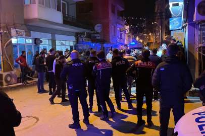 İzmir’de silahlı saldırı dehşeti!1 ölü 3 yaralı
