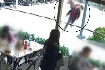 Başıboş at insanları kovaladı!