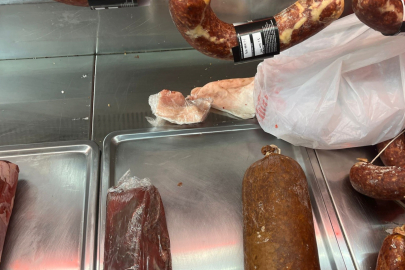 Uygun ortamlarda satış ve üretim işlemi yapan kasap esnafına cezai işlem uygulandı