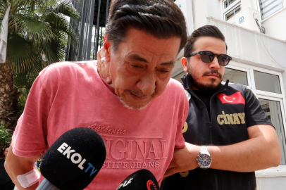 37 bıçak darbesiyle oğlunu öldüren baba duruşmada, "Bir iki defa bıçakladığımı hatırlıyorum, gerisini hatırlamıyorum" dedi