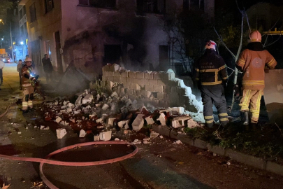 İnegöl'de tek katlı ev alev alev yandı