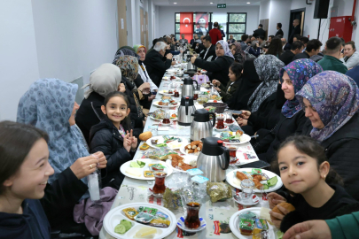Osmangazi’de Mahalle Ziyaretleri Sürüyor: Başkan Aydın, Vatandaşlarla Bir Araya Geldi