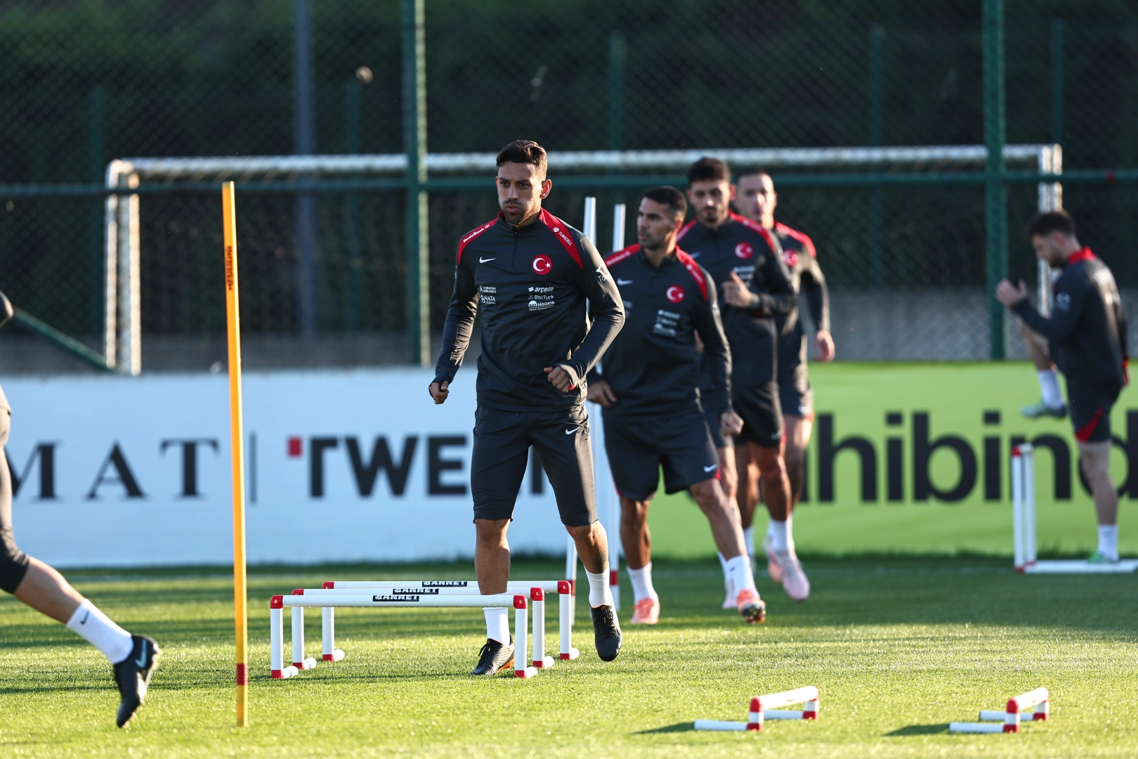 A Milli Futbol Takımı, İspanya maçı hazırlıklarına başladı