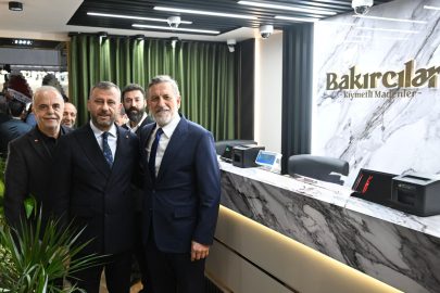 Bursa’da Kıymetli Madenler Mağazası Açılışına Yoğun İlgi