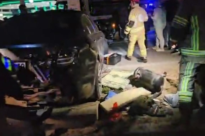 Bursa'da Hafif Ticari Araç ile Otomobil Çarpıştı: 1 Ölü