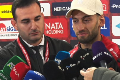 Hakan Çalhanoğlu'ndan Şehitlere Asil Selam