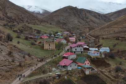 40 kiliseli antik kentten tarihi manastıra yolculuk 