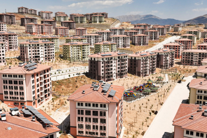 Bakan Kurum:"Modern köy evleriyle Türkiye’nin ilk kırsal uydu kenti kuruldu"