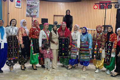 "Üç Etek Gecesi", yoğun katılım ve renkli görüntülerle unutulmaz bir etkinliğe dönüştü