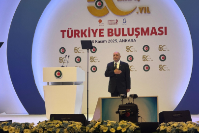 HAK-İŞ Başkanı Arslan: "Asgari ücret mevzuatımızı yeniden masada çalışmamız gerekiyor"