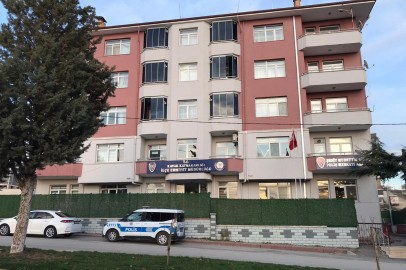 Kendini vuran polis memuru hayatını kaybetti