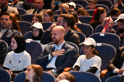 Gençler Kitapla Buluşuyor: TÜGVA Lansman Programı Bursa’da Gerçekleşti