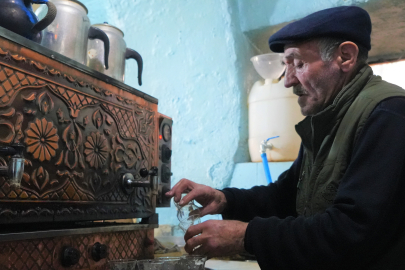 55 yıldır çay demliyor...