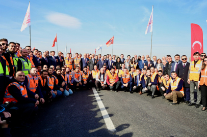 İnegöl Trafiğine Nefes Aldıracak Kavşak Törenle Açıldı