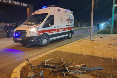 Otomobille çarpışan bisikletli ağır yaralandı