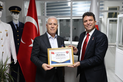 Başkan Bozbey’e Emekli Astsubaylardan Onursal Üyelik Belgesi