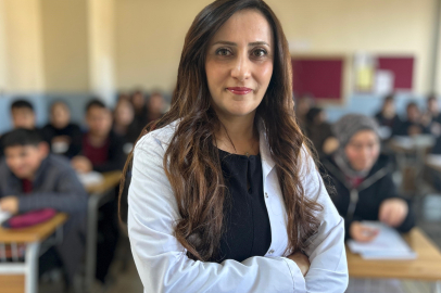 C1 seviyesinde Korece bilen öğretmen, okulunda dil kulübü kurdu