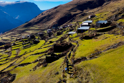 Gümüşhane'nin ‘Zamanın Durduğu Yeri' Santa'da vefa yürüyüşü gerçekleştirildi
