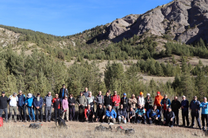 "Öğretmenler Günü" İçin Anlamlı Yürüyüş