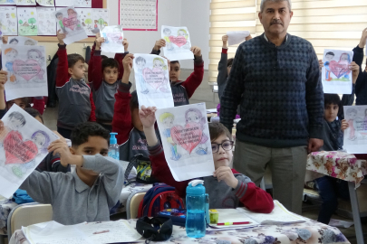 Öğrencileri Sayesinde Hayata Tutundu