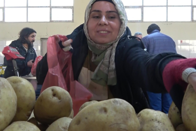 Eşinin yerine pazar tezgahına geçti! Amasya'nın tek kadın esnafı oldu