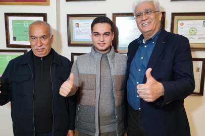 Doktorların "Ameliyat Olmazsa Ölür" Dediği ve 10 Günlük Bebek Yaşama Tutundu