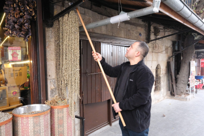 Kuru Bamya 2 bin TL'den Tezgahlarda Yerini Aldı