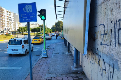 Engelli Rampasına Direk Diktiler...