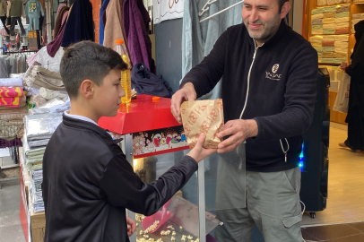 Yüzlerce kişiye ikramda bulunuyorlar, aylık 90 bin TL masraf yapıyorlar