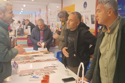 Yazarlar ve okurlar Kahta'nın ilk kitap fuarında buluştu