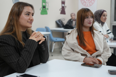 Diksiyon ve Spikerlik Kursuna Gençler Akın Etti