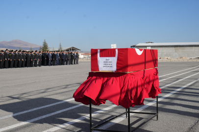 İlçe Jandarma Komutanı Osman Deniz, geçirdiği kalp krizi sonucu hayatını kaybetti