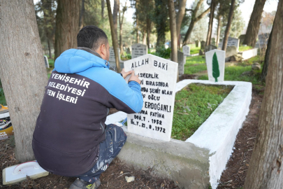 Yenişehir’de Şehit Mezarı Yenileniyor: Belediye Çalışmaları Sürüyor