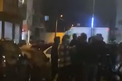 İki grup arasında sözlü başlayan tartışmada yumruklar havada uçuştu