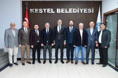 Kestel Belediyesi’nde Siyasi Ziyaret: “Gelecek İçin Birlikte Çalışmaya Devam Edeceğiz”