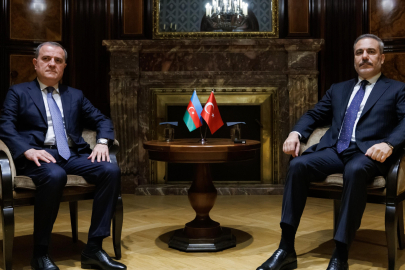 Hakan Fidan, Azerbaycanlı mevkidaşı Bayramov ile Viyana'da görüştü