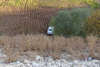 Adıyaman'da 30 metreden aşağı uçan otomobildekilerin burnu bile kanamadı